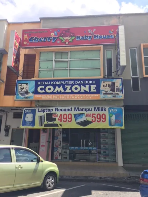 Comzone